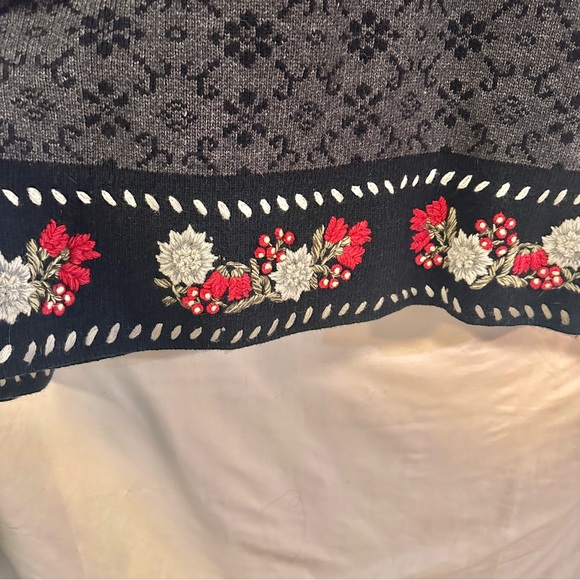 August Max Woman Vtg Size 1X Lambs Wool Cardigan Christmas Embroidery Zip Front - Picture 9 of 14